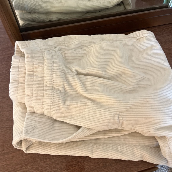 Cream Gap Corduroy Pants - Picture 2 of 3